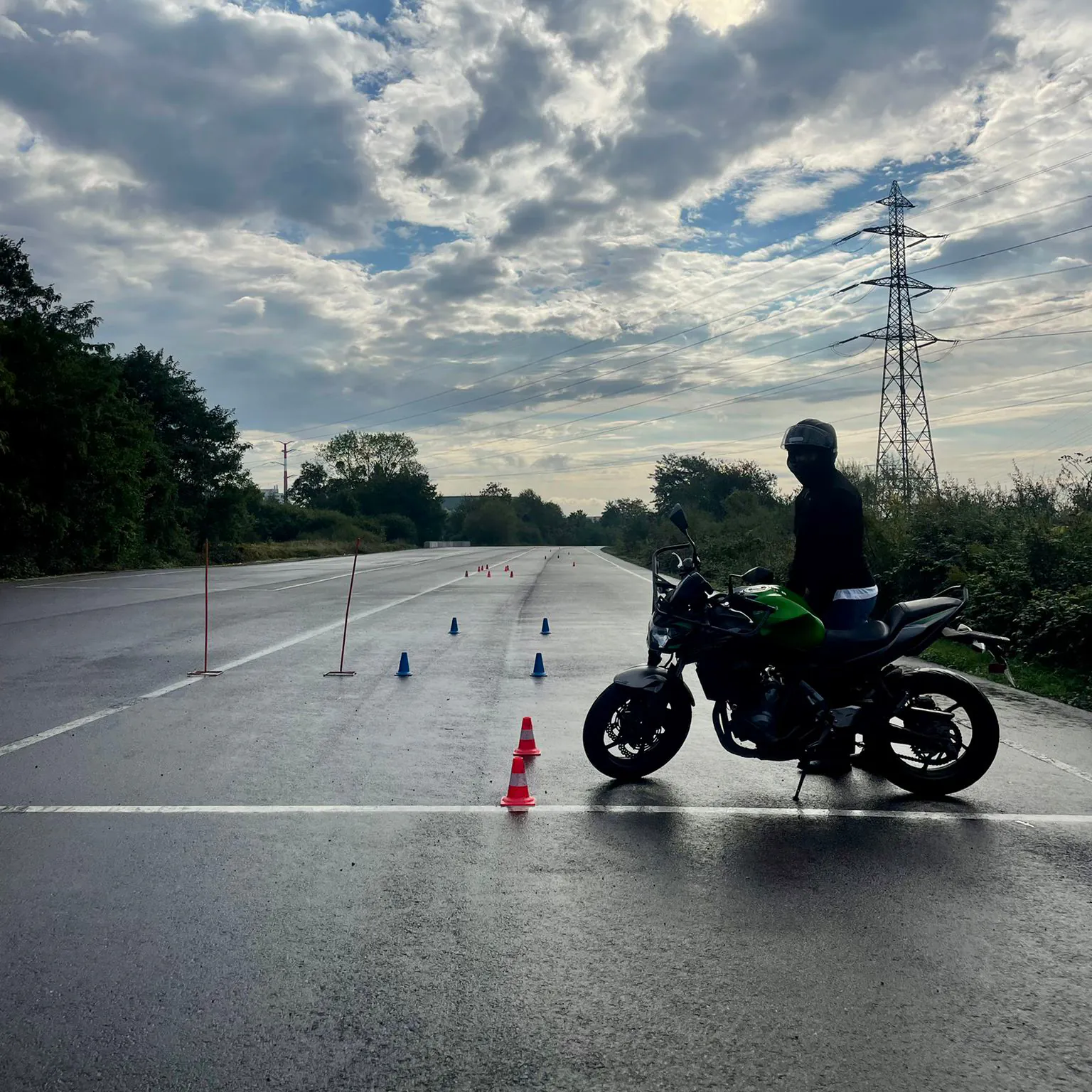 La piste moto privée de Grisy-les-Plâtres
